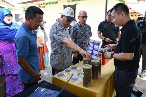 PROJEK RINTIS KOMUNITI TERTUMPU UMT