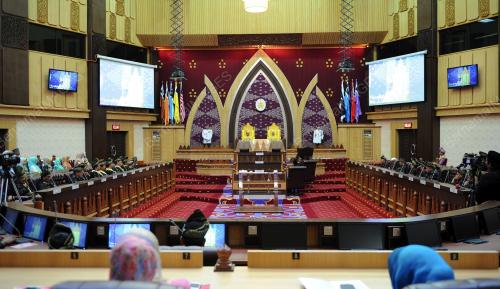 TR03_13042014_SIDANG_DUN