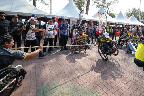 DATUK ARMIZAN MOHD ALI