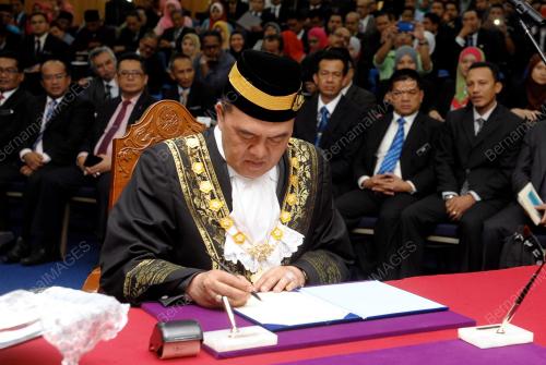 TR03_15012014_ANGKAT_SUMPAH