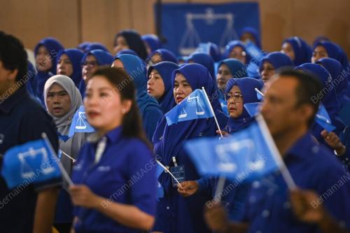 DATUK SERI DR ZAMBRY ABD KADIR