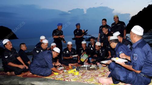 PASUKAN GERAKAN MARIN
