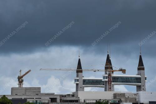 MONSUN TIMUR LAUT