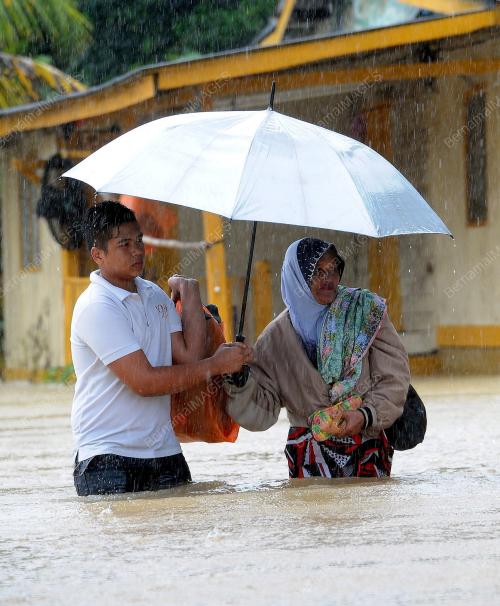 TR03_15122014_BANJIR