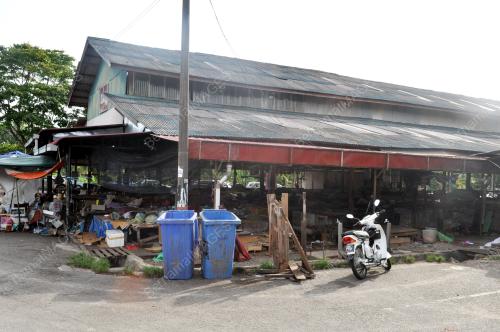 TR03_16052013_PASAR_JERTEH