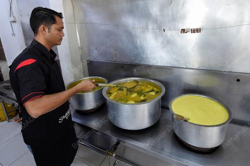 SAMSUL ZAM ZAM PAAN