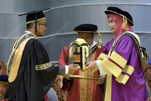 TR03_17112018_UNiSZA_BN201811173958
