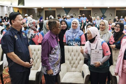 PROGRAM PEMERKASAAN EKONOMI KOMUNITI BANDAR