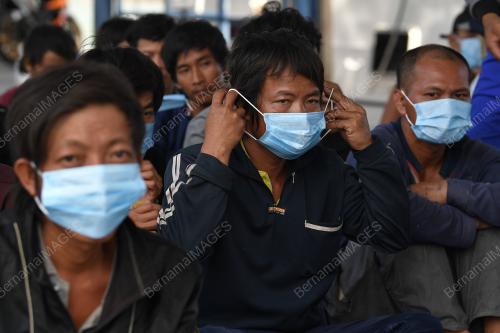 NELAYAN VIETNAM DITAHAN MARITIM