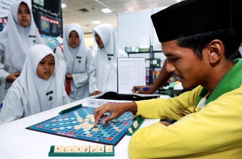 TR03_18102012_KARNIVAL_JAWI