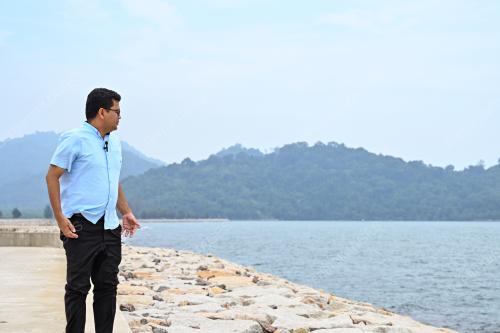 AKMAL NASRULLAH MOHD NASIR