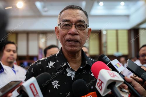 DATUK ROSOL WAHID