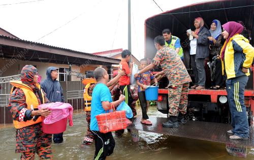 TR03_19112014_BANJIR
