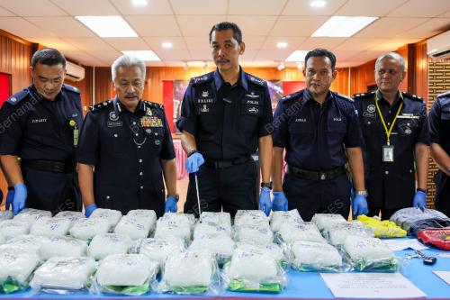 DATUK MOHD KHAIRI KHAIRUDIN
