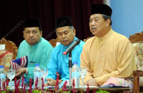 TAN SRI MUHYIDDIN MOHD YASSIN