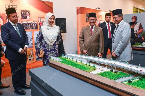 SULTAN MIZAN ZAINAL ABIDIN