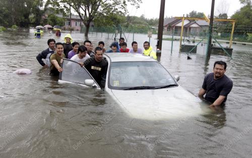 TR03_20112014_BANJIR
