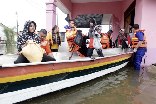 TR03_20112014_PERTAHANAN_AWAM