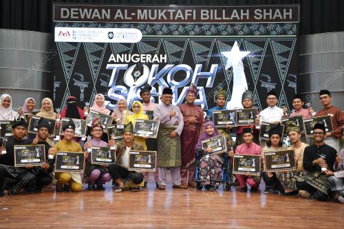 TR03_20112019_MAHASISWA_OKU