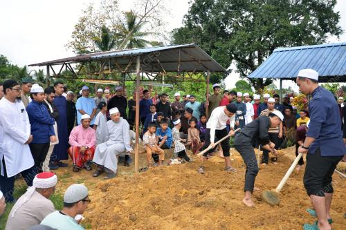 DUA BERANAK GURU AGAMA