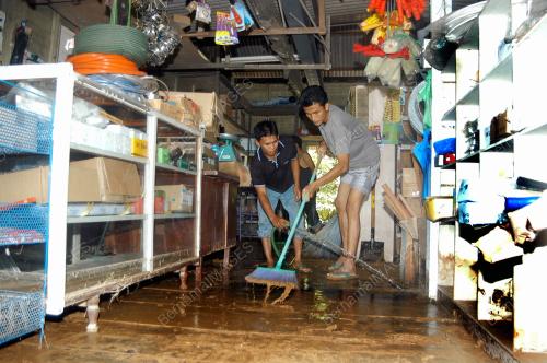 BANJIR DI SETIU