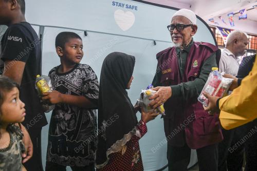 TAN SRI ABDUL HADI AWANG