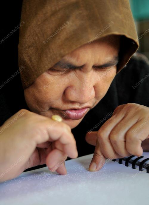 TR03_22022016_QURAN_BRAILLE