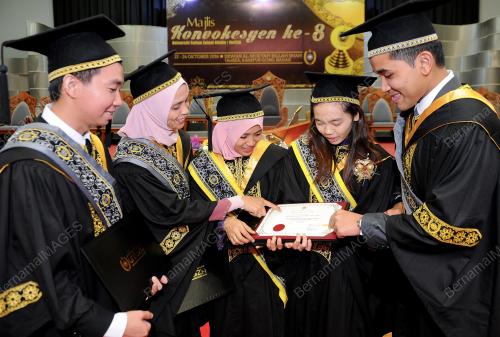 TR03_22102016_KONVO_UNISZA