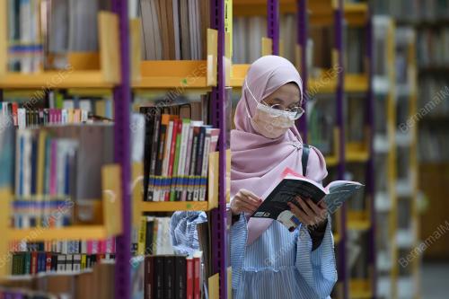 PERPUSTAKAAN AWAM TERENGGANU