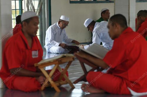 BANDUAN PENJARA MARANG MENDALAMI ILMU AGAMA