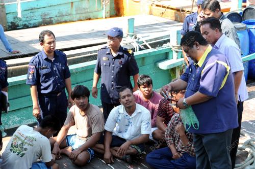 TR03_23092013_TAHAN_NELAYAN