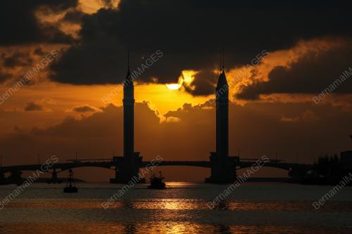 PANORAMA MATAHARI TERBIT