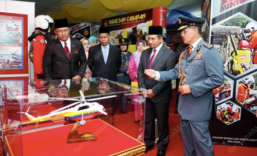 TR03_24092013_RASMI_B0MBA