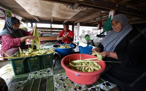 TR03_25052018_KETUPAT