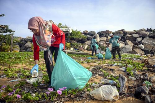 PROGRAM UNITI PLOGGING BERSAMA NGO GREEN PLASTIK IJA