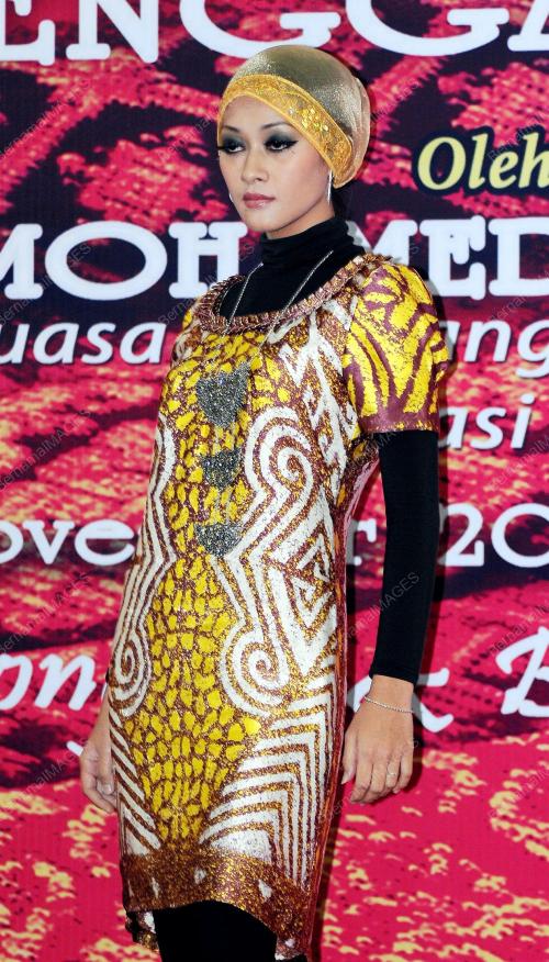 FESTIVAL SONGKET BATIK DAN KRAF