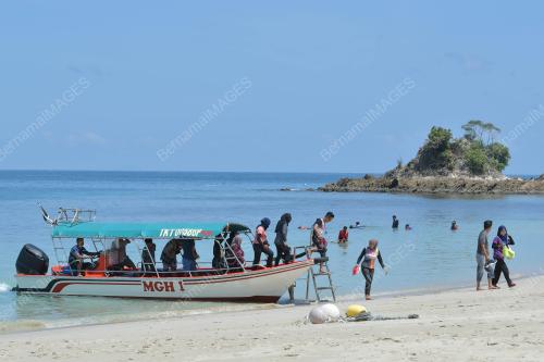TR03_26032019_PULAU_KAPAS_BN201903203941