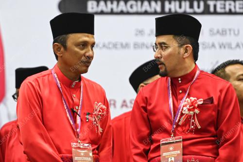 DATUK WIRA DR. ASYRAF WAJDI DUSUKI
