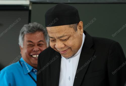 PETISYEN PRU15 PARLIMEN KEMAMAN