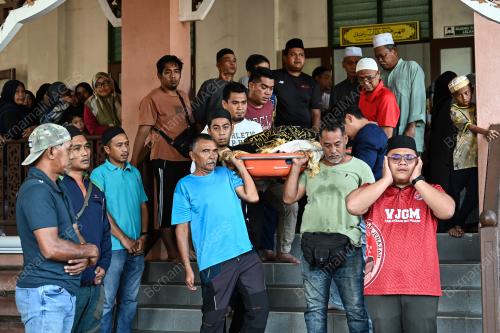 SOLAT JENAZAH KEMALANGAN MAUT