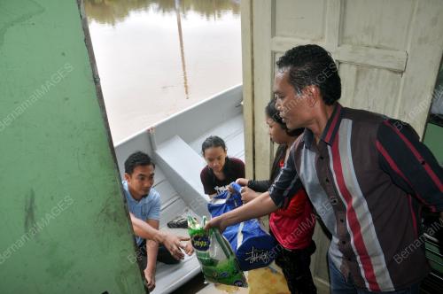 TR03_26122016_BANJIR