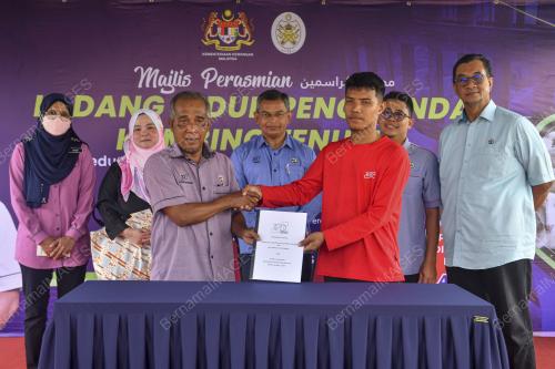 PERASMIAN LADANG INDUK PENGGANDA KAMBING TENUSU