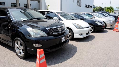 KERETA CURI