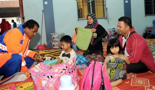 TR03_28122015_BANJIR