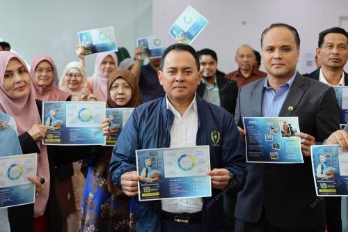 PROF DATUK DR FADZLI ADAM