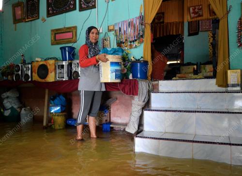 TR03_30112019_BANJIR