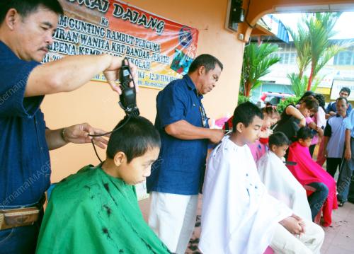 GUNTING RAMBUT