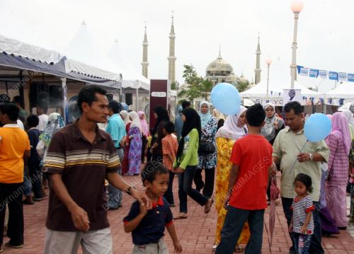 PERKAMPUNGAN HADHARI