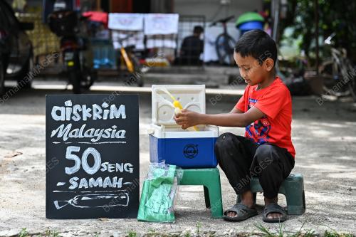 TINJAUAN CUTI SEKOLAH