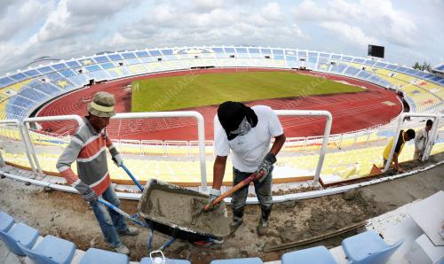 TR04_02032015_JKR_STADIUM